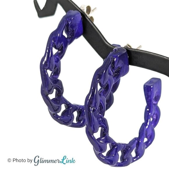 Retro Purple Enameled Curb Style Chain Hoop Pierced Earrings - Picture 3 of 8